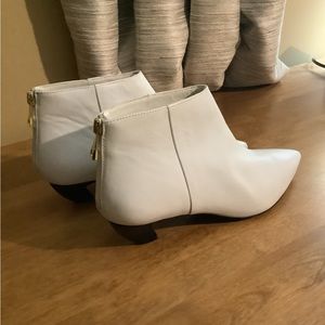 White Low heeled Leather Boots